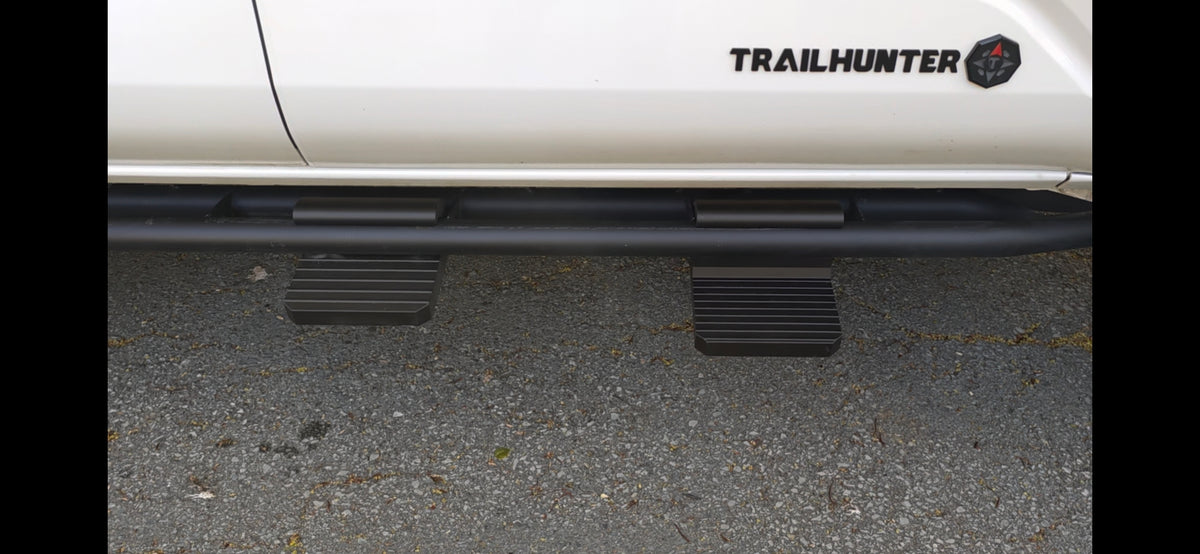 Tundra Gen 3 Premium Snap-On Side Steps - Low
